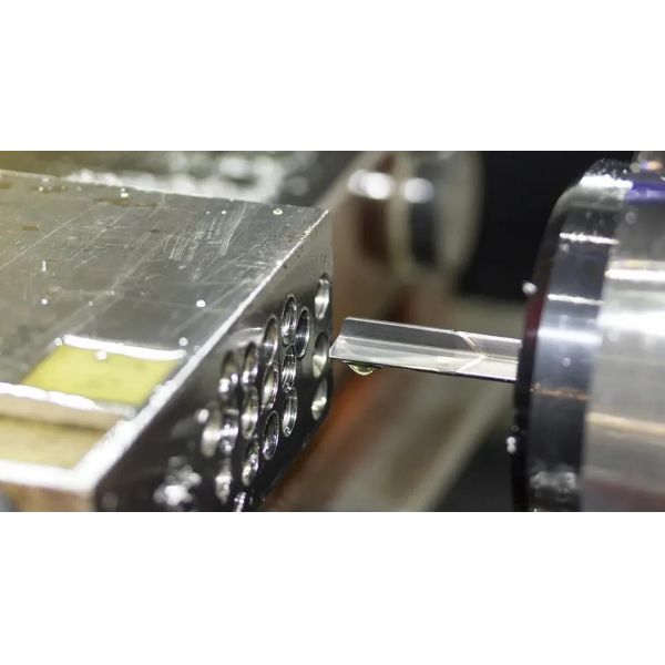 Forno de carburo sólido Ferramenta de corte por CNC Forno de arma de perfuração profunda