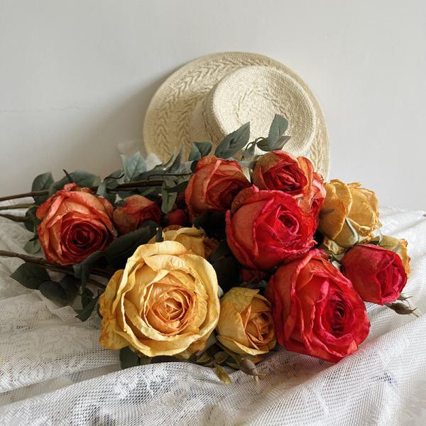 Rose simulation fake flower dining table, coffee table decoration bouquet, high-end feeling, charred edge European artificial flower decoration, living room silk flower