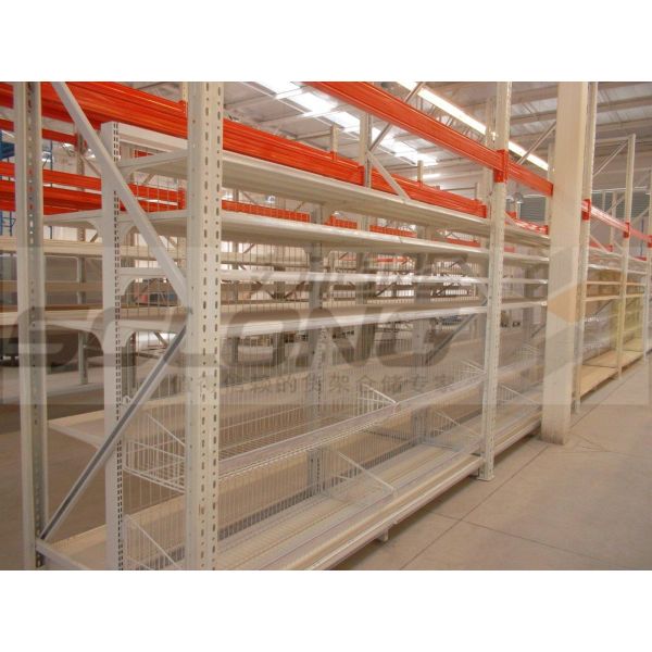 Промышленное хранение кладет сверхмощный металл на полку Shelving протекторы формы u чистосердечные