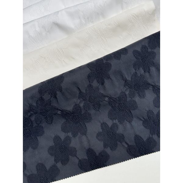 100% Polyester Spring/summer New Product 130g/m ² 132cm Cute flower jacquard fabric
