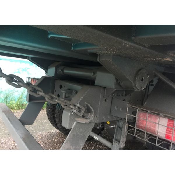 SINOTRUK HOWO A7 Tipper Dump Truck For Construction 30 - 40 Tons RHD 10 Wheels