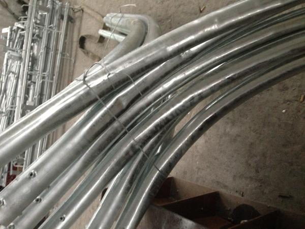 Hot Dip Galvanized 6m Street Lighting Pole with single or double arm