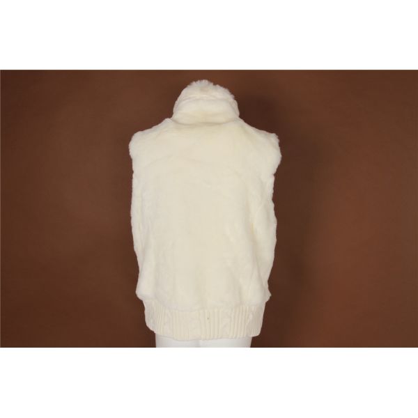 Sleeveless Zipper Closure Women Down Vest With Fur Collar