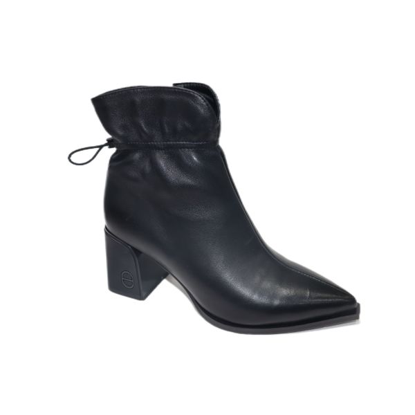 LADY LEATHER BOOTS