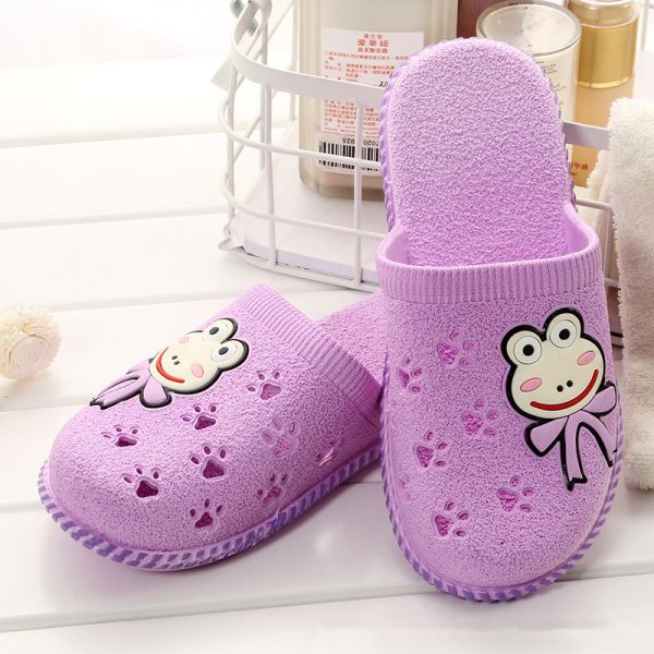 Indoor Closed Toe House Slippers , Cute Cartoon Closed Toe Slide Sandals
