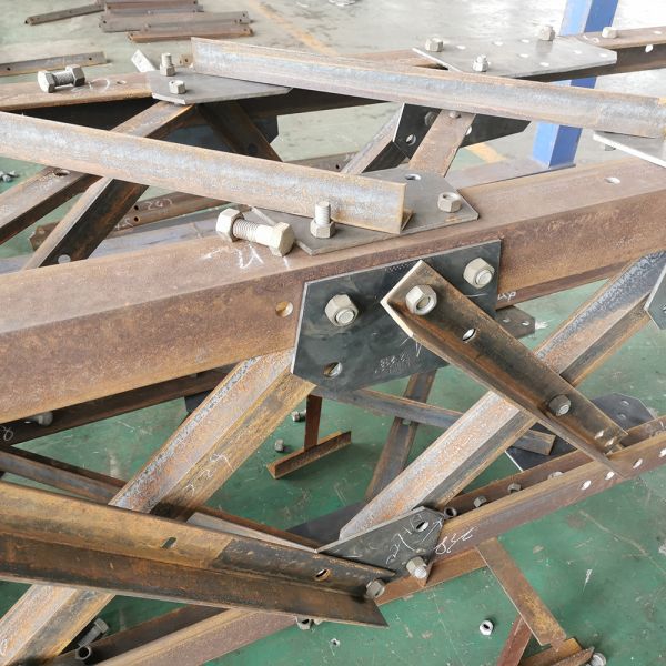 Galvanized Q235b Electric Tower Power Lines High Voltage Angular Tower