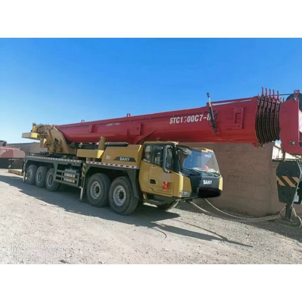 Truck Mounted Used Crane 100t Mobile Crane 2023 Model Sany STC1000C7-8