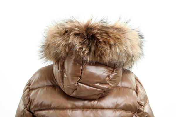 Moncler Nantesfur women down coats with big raccoon fur wholesale price
