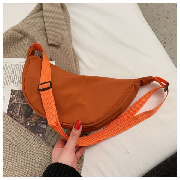 NYLON CROSSBODY BAG CROSSBODY BAG FEMALE 2024 NEW DUMPLING LIGHTWEIGHT UNDERARM BAG ALL SHOULDER CANVAS BAG