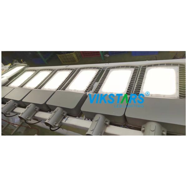 60*26*10cm Waterproof LED Street Light Outdoor IP65 6000K 100lm/ W