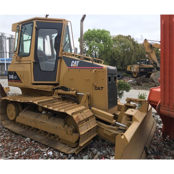Affordable Cummins Engine Used Bulldozer CAT D4GLGP for Machinery Repair Shops