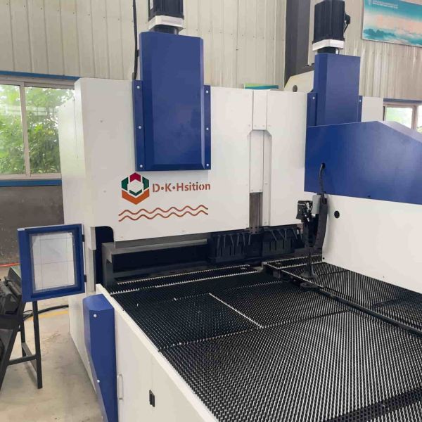 13-64 Axis EtherCAT CNC Panel Bending Machine With Self Developed CNC Control System and Customizable Bending Height