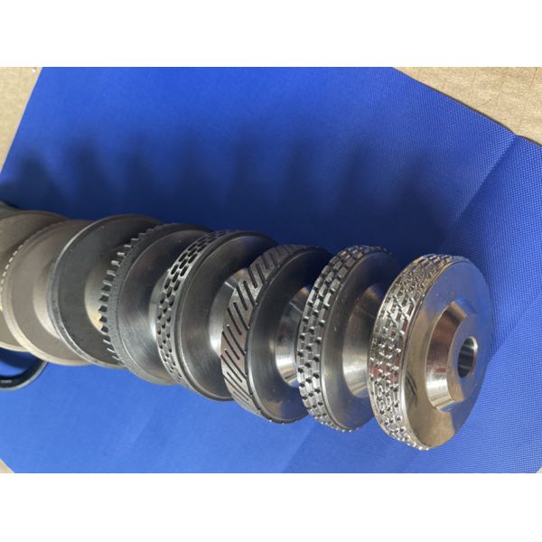 Вырезывание заварки шва ткани MPa 2000W швейной машины 0,7 автоматической ультразвуковой маски Nonwoven