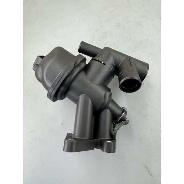 High-quality thermostat assembly LR105975 LR073694 JDE40346 suitable for diesel 2.0T cooling system accessories engine coolant thermostat LD13668