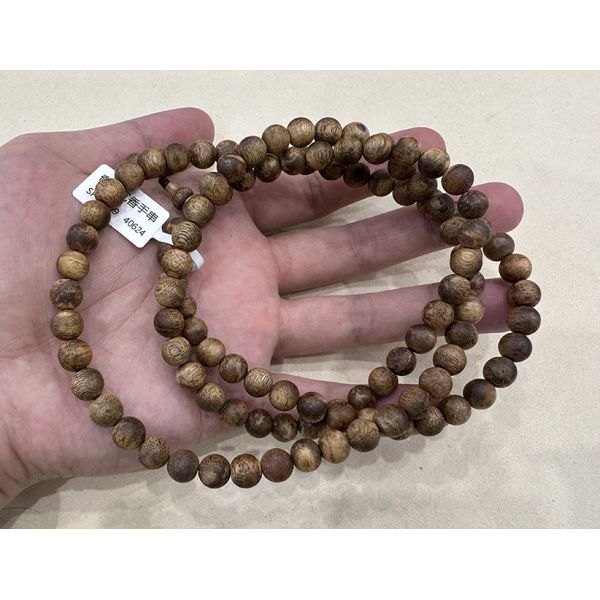 Handcrafted 100% Natural Agarwood Bracelet with Adjustable Size and Distinct Fragrance for Meditation and Relaxation