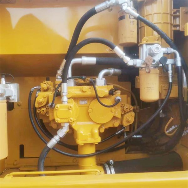 Affordable Used Cat 320d Excavator with 810 Working Hours and Original Hydraulic Valve