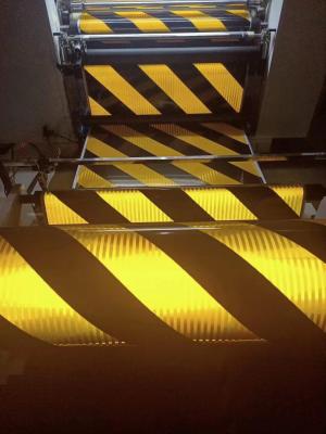 Class 4 Durability 7 Years High Intensity Grade Prismatic Reflective Sheeting Vinyl Sticker Roll (HIP) For Traffic Signs