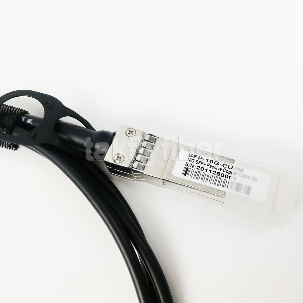 40G QSFP+ к кабелю 1m до 7m отрезка провода меди медного кабеля DAC 40G-4*10G 4x10G SFP+ пассивному