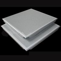 Panneaux de plafond en aluminium carré / rectangulaire en poudre recouverts d' un alliage de 0,5-1,0 mm