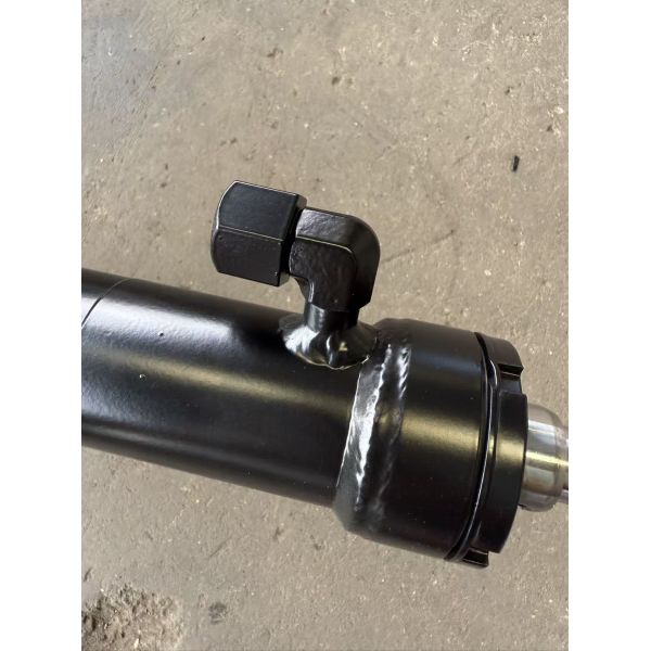 Double Acting Telescopic Piston Cylinder With Hard Chrome Plated Surface Steel Construction