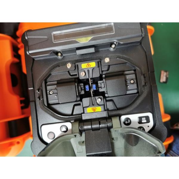 Fiber Fusion Splicing Machine Optical Fiber Fusion Splicer Fiber Optic Equipment 6 Motor
