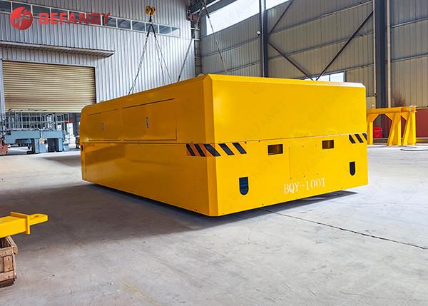 Tractor eléctrico de carretera-ferrocarril para cargas pesadas de 100t con dispositivo de pesaje