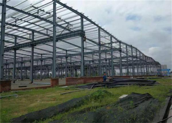 Armazém de aço da casa pré-fabricada da fabricação com construção de aço da construção QB355