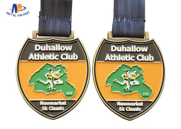 Egg Shape Custom Sports Medals / Personized Antique Gold Plating 5k Running Medals