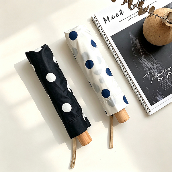 Lightweight Women's Polka Dot Travel Umbrella with Solid Wood Handle - Portable 3 Fold Parasol