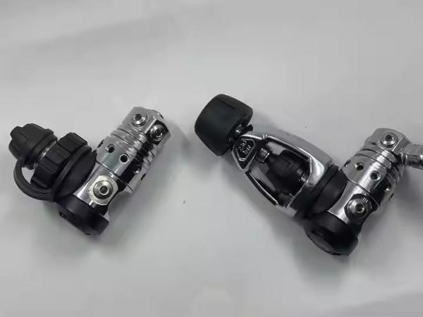 Brass Construction DIN Scuba Diving First Stage Regulator For Diver Traning