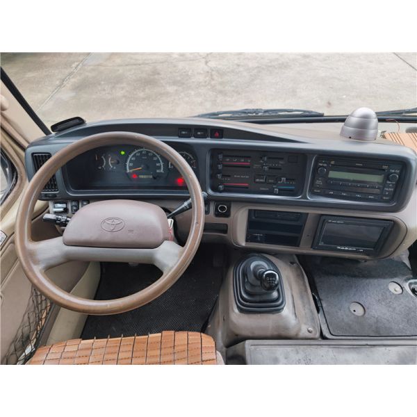 Автобус Toyota Diesel второго класса 23 места