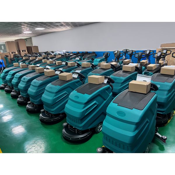 Automatic Walk Behind Floor Scrubber Machine 500W for Restaurant