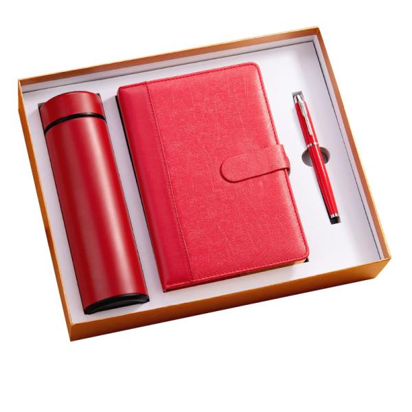 Reusable PU Luxury Notebook And Pen Set , Multifunctional Luxury Corporate Gifts