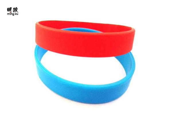 Cool Small Blank Rubber Bracelet , Silk Printing Logo Blank Silicone Wristbands