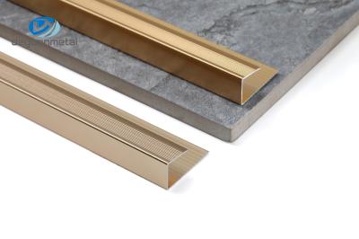 A guarnição de alumínio T6 da borda do assoalho 6063 moderou antiderrapante para a decoração da casa