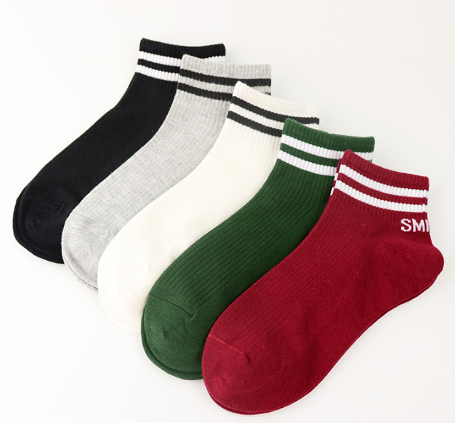 Comfortable Sports Trendy Mens Socks Short Ankle Length Standard Thickness