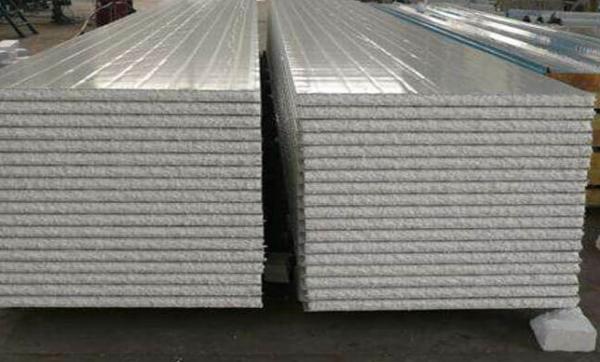 EPS Foam Thermal Insulated Sandwich Panel Lightweight 0.3 - 0.8mm Steel Thickness