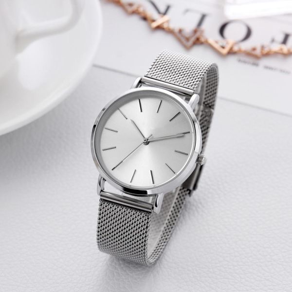 Stainless Steel Mesh Strap Watch Quartz Movement 30mm Waterproof Wrist Watch