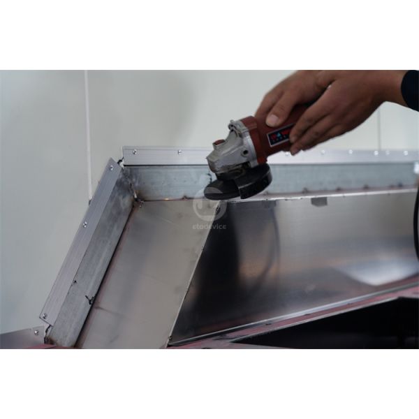 Customized Cooking Equipment Food Vending Truck Cart for Fast Food Making
