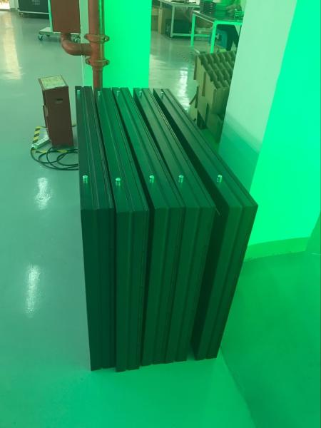 Armário de FrameWith 640mm do ferro da tela de exposição do diodo emissor de luz da propaganda P10 exterior