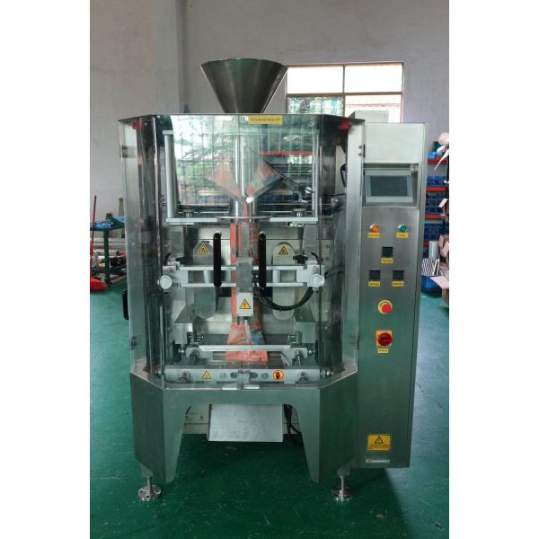 Машина упаковки еды закуски уплотнения заполнения формы VFFS вертикальная для конфеты сахара