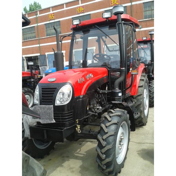 Трактор фермы земледелия YTO MF404, трактор кормила колеса 40HP 4