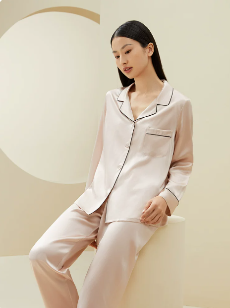 100% Mulberry Silk Pajama Set for Women - Breathable & Moisture-Wicking with Relaxed Loose Fit