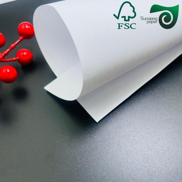 90 grammes de feuilles de papier offset super blanches FSC avec une excellente performance d'impression