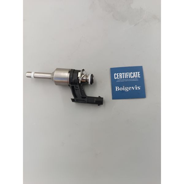 Hot selling fuel injector 03F906036B for imported Volkswagen Beetle Convertible