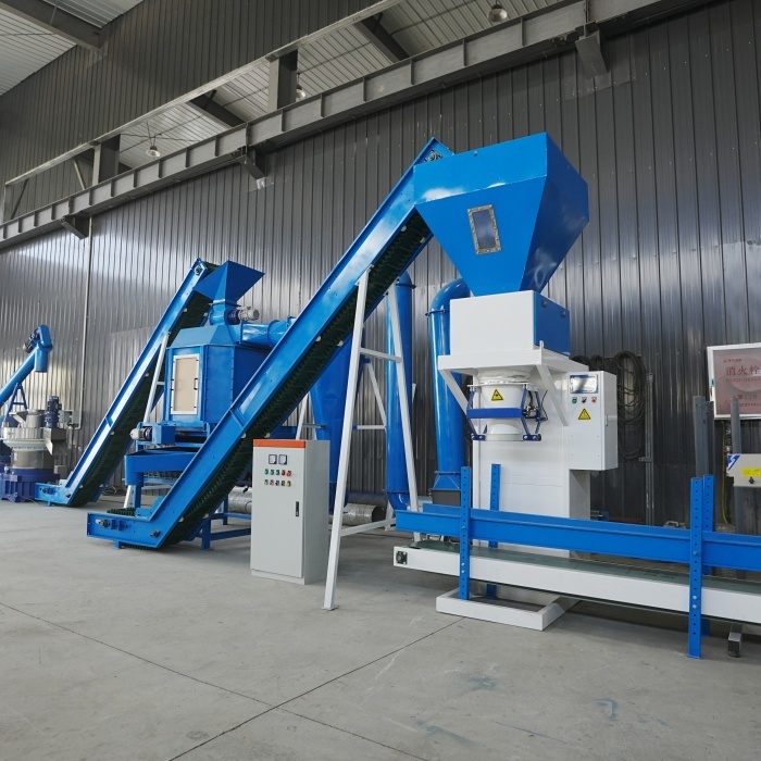 Professional Biomass Wood Sawdust Pellet Machine 60HRC