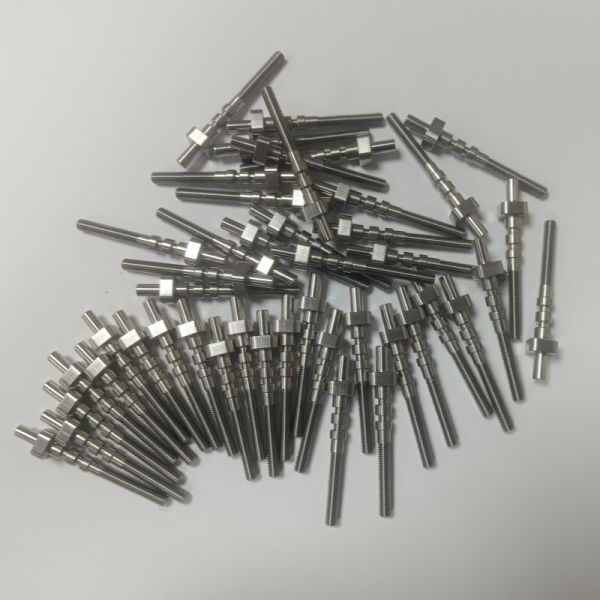 304 Stainless Steel CNC Milled Long Shaft Precision Threaded Rod for Medical Devices