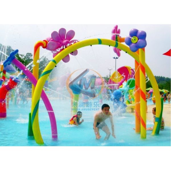Commercail Water Park Spray Attractive 2.5m Height High Durability For Kids Play Pool