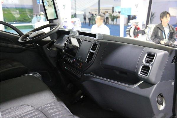 Qingling EVM600 Caminhões de carga elétricos Caminhão todo elétrico azul