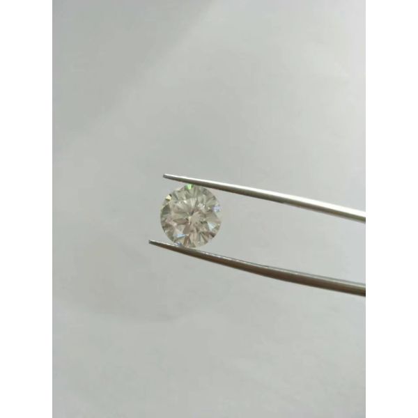 7mm Classic Moissanite 1.25 ct DEF White Color Round Excellent Cut VVS